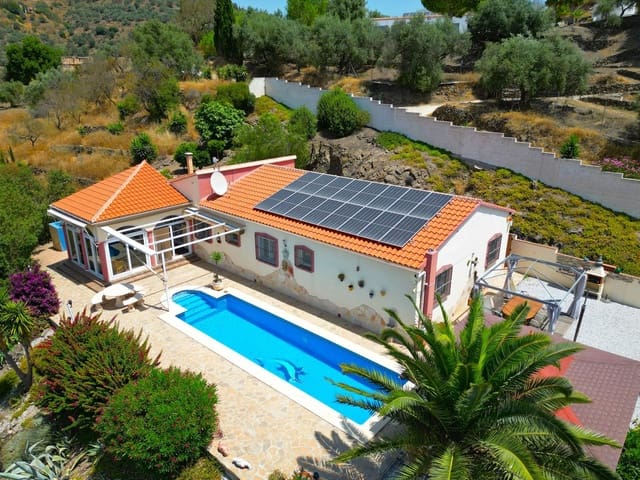 3 sypialnia Willa na sprzedaż w Arenas z basenem garażem - 495 000 € (Ref: 9128866)