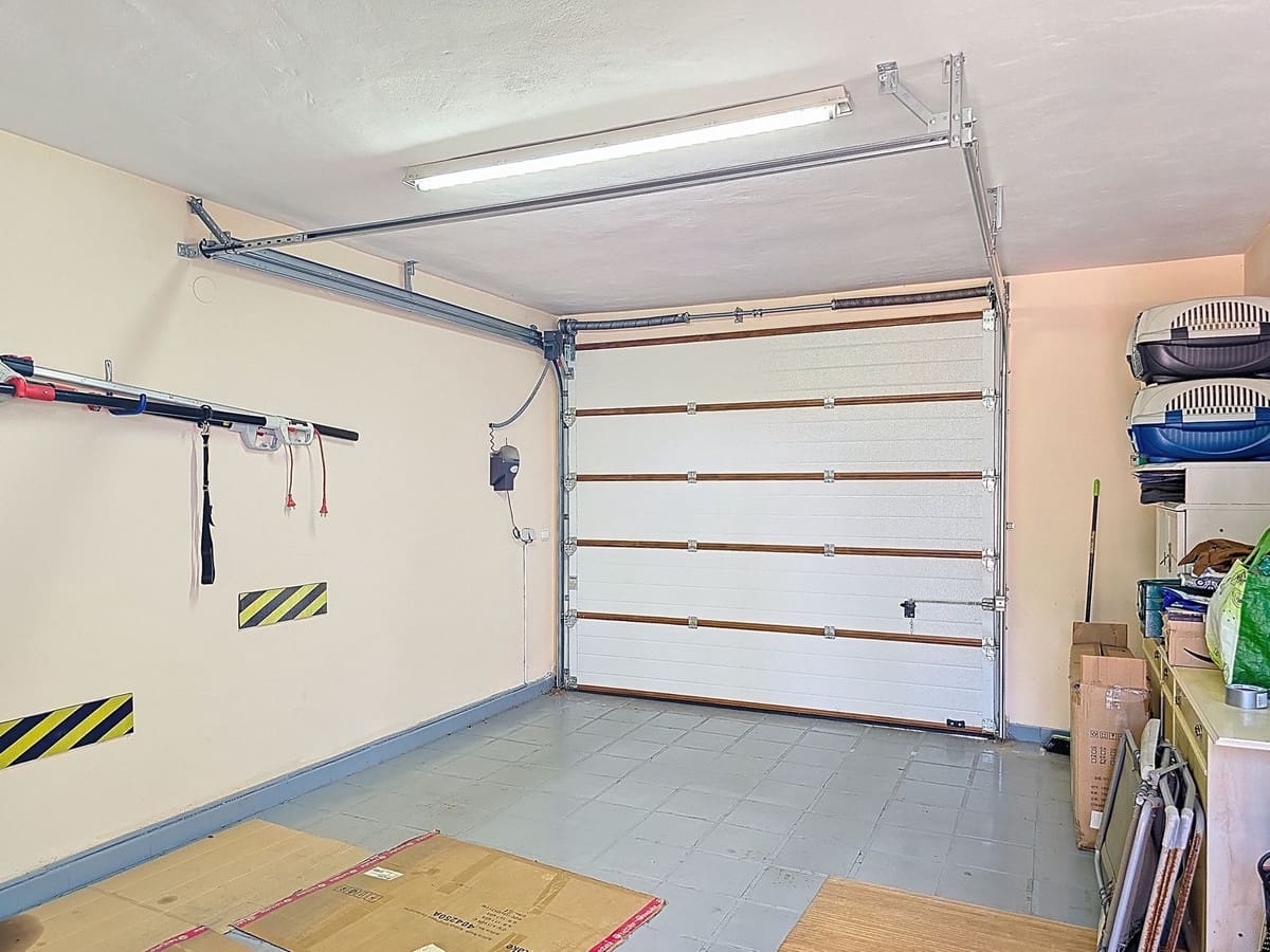 3 soverom Villa til salgs i Arenas med svømmebasseng garasje - € 495 000 (Ref: 9128866)