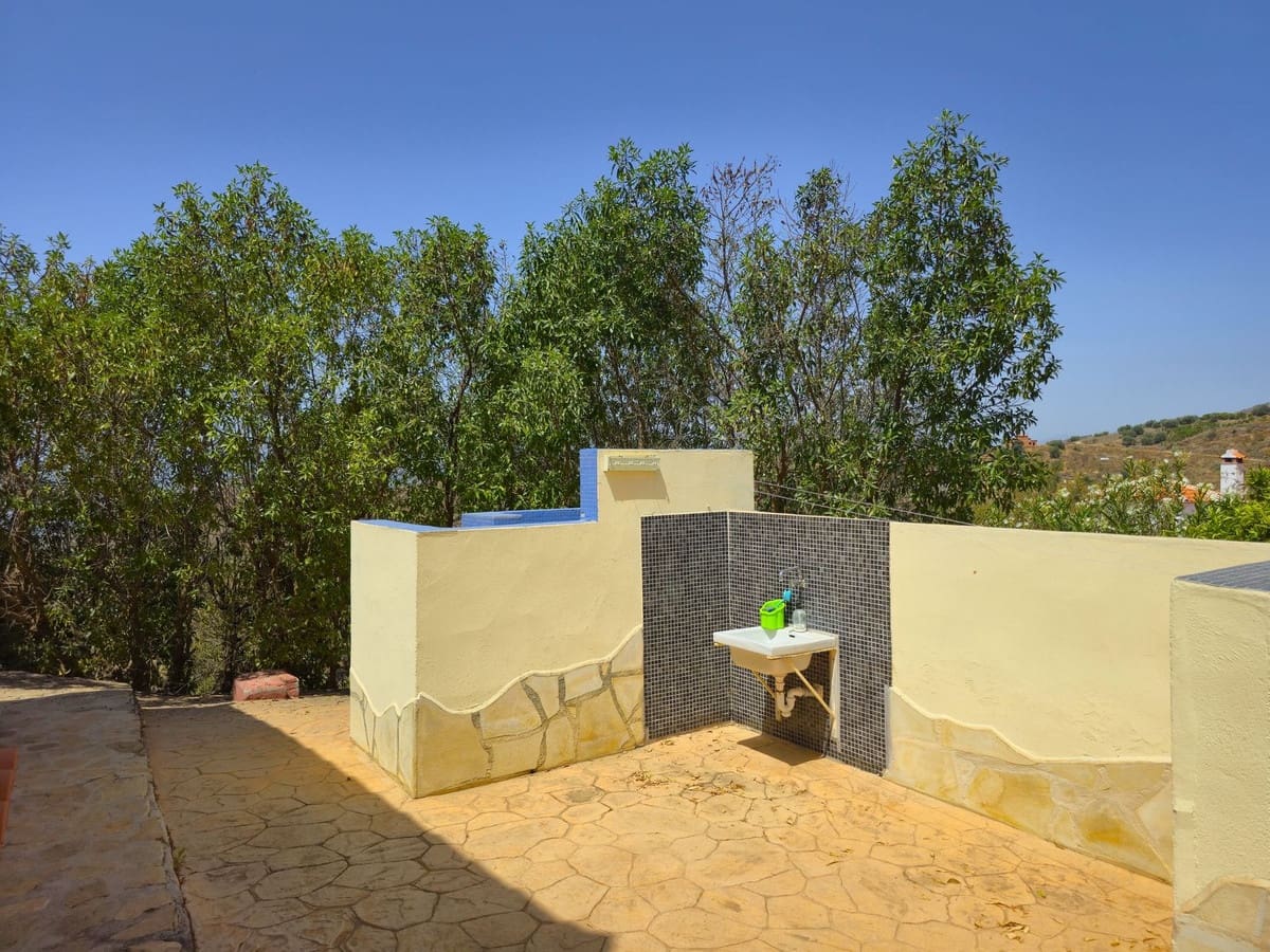 3 soverom Villa til salgs i Arenas med svømmebasseng garasje - € 495 000 (Ref: 9128866)