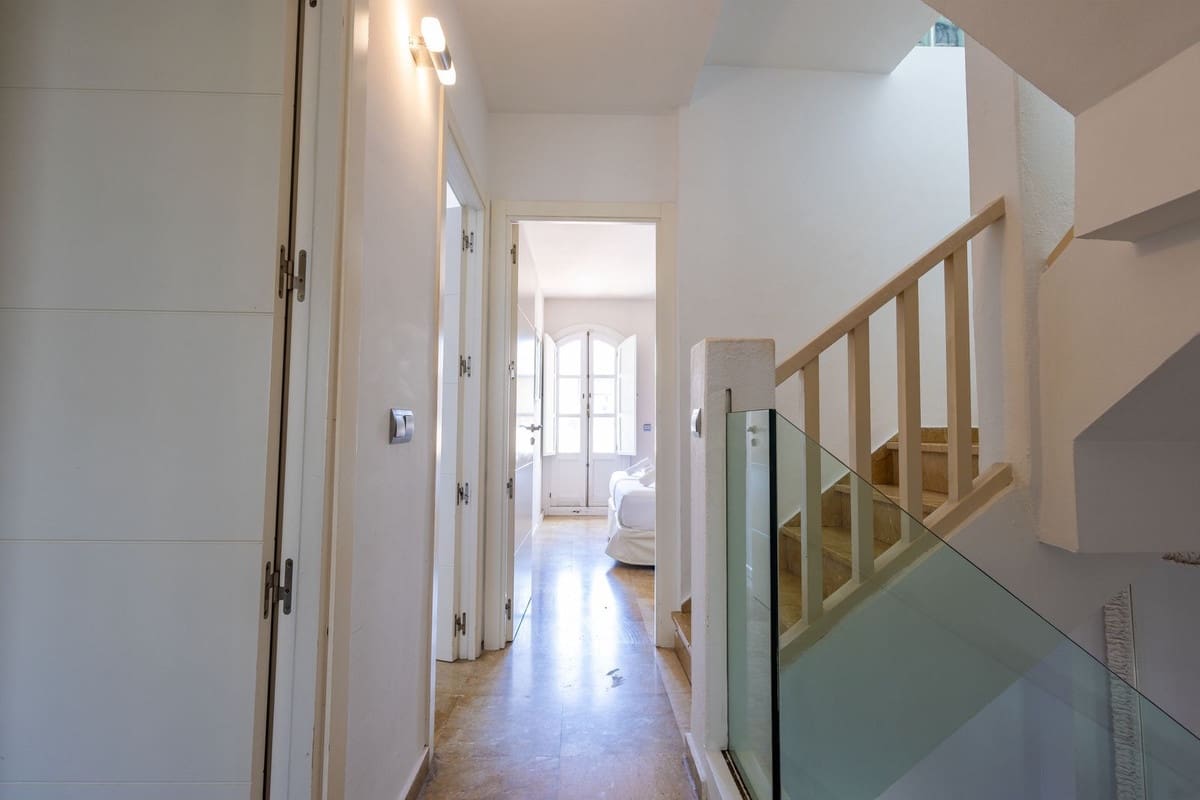 5 soveværelse Byhus til salg i Marbella med swimmingpool garage - € 720.000 (Ref: 9129043)