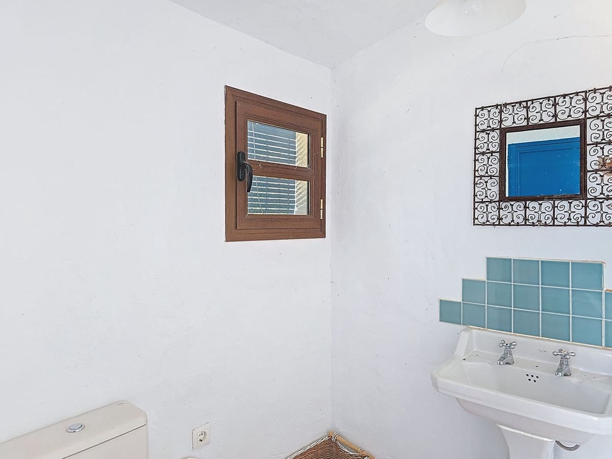 3 soveværelse Villa til salg i Riogordo med swimmingpool garage - € 440.000 (Ref: 9160662)