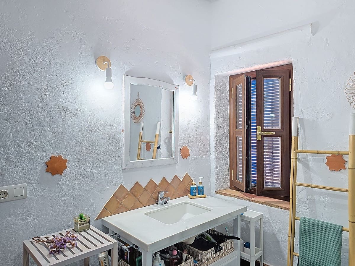 3 slaapkamer Villa te koop in Riogordo met zwembad garage - € 425.000 (Ref: 9160662)