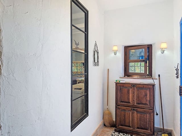 3 slaapkamer Villa te koop in Riogordo met zwembad garage - € 425.000 (Ref: 9160662)