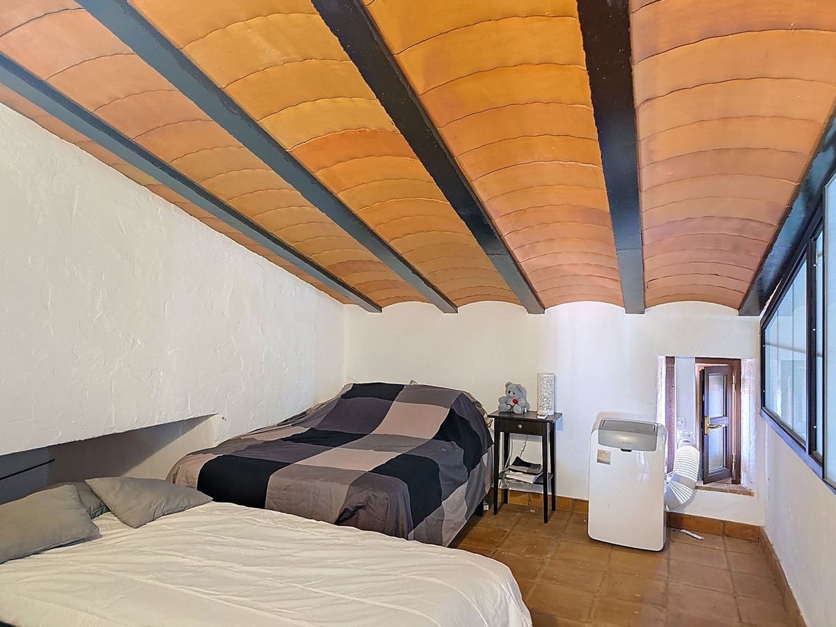 3 camera da letto Villa in vendita in Riogordo con piscina garage - 425.000 € (Rif: 9160662)