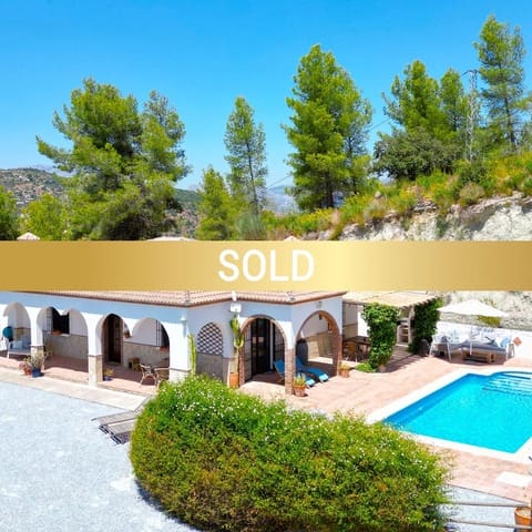 3 sovrum Villa till salu i Comares med pool garage - 339 000 € (Ref: 9161983)