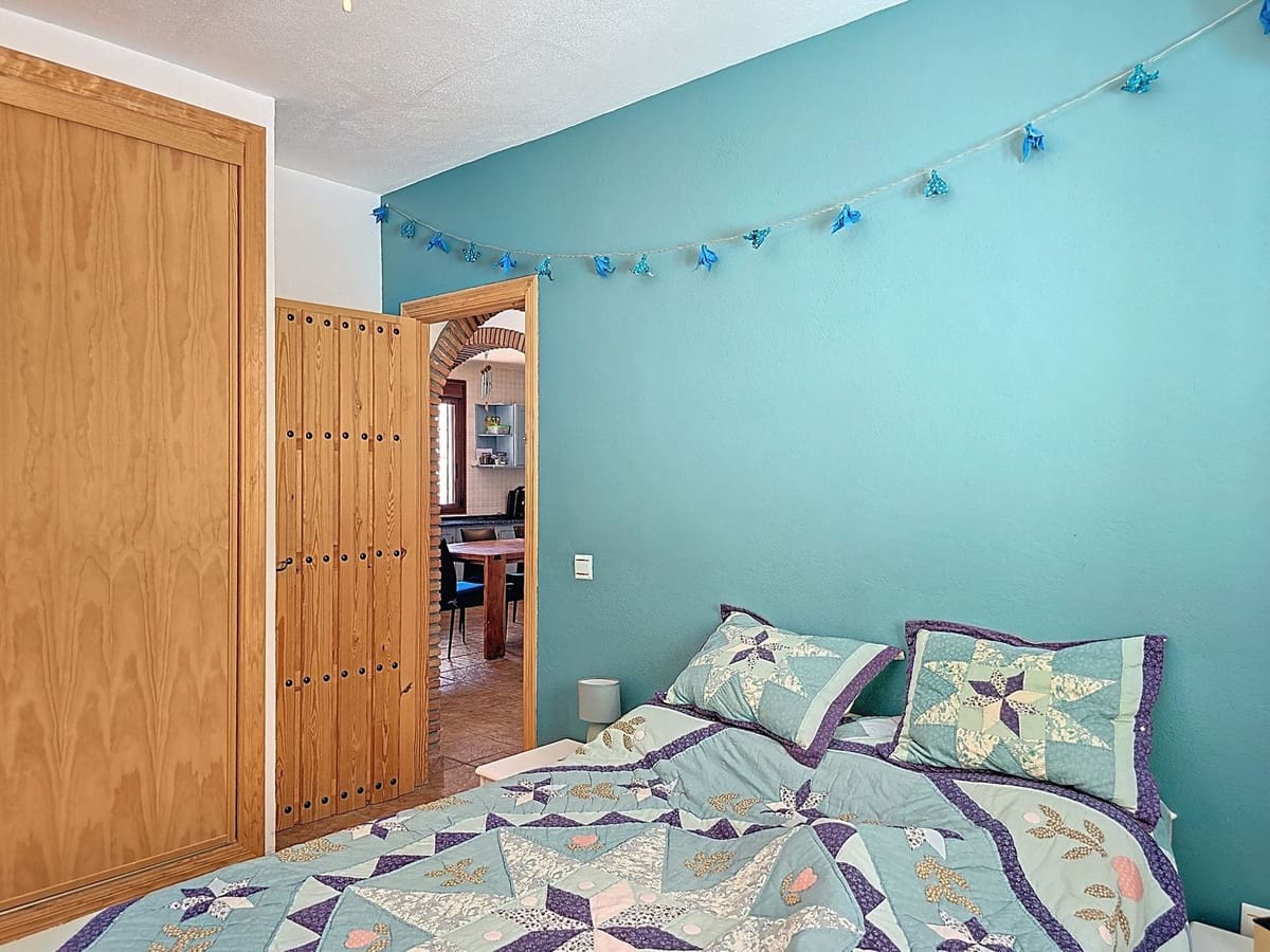 3 soveværelse Villa til salg i Comares med swimmingpool garage - € 339.000 (Ref: 9161983)