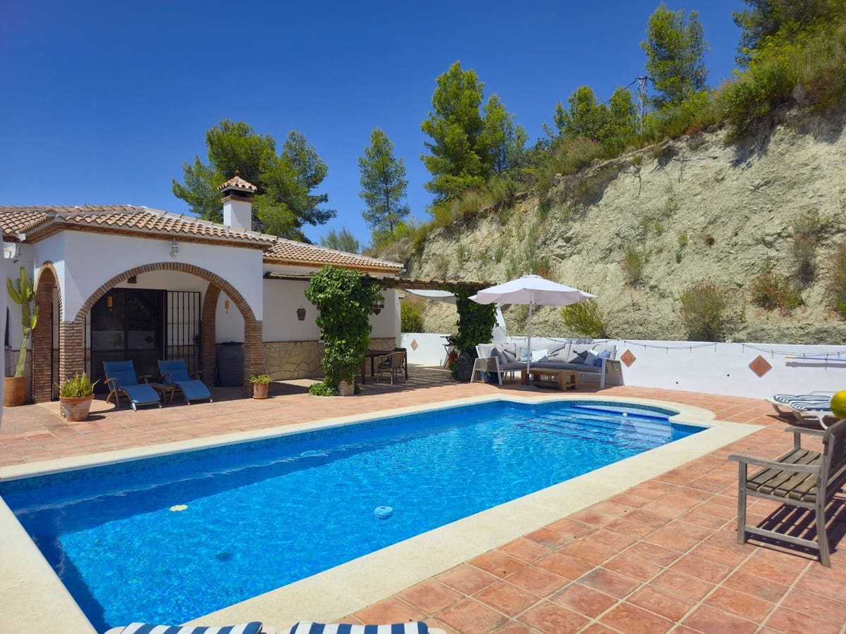 3 soveværelse Villa til salg i Comares med swimmingpool garage - € 339.000 (Ref: 9161983)