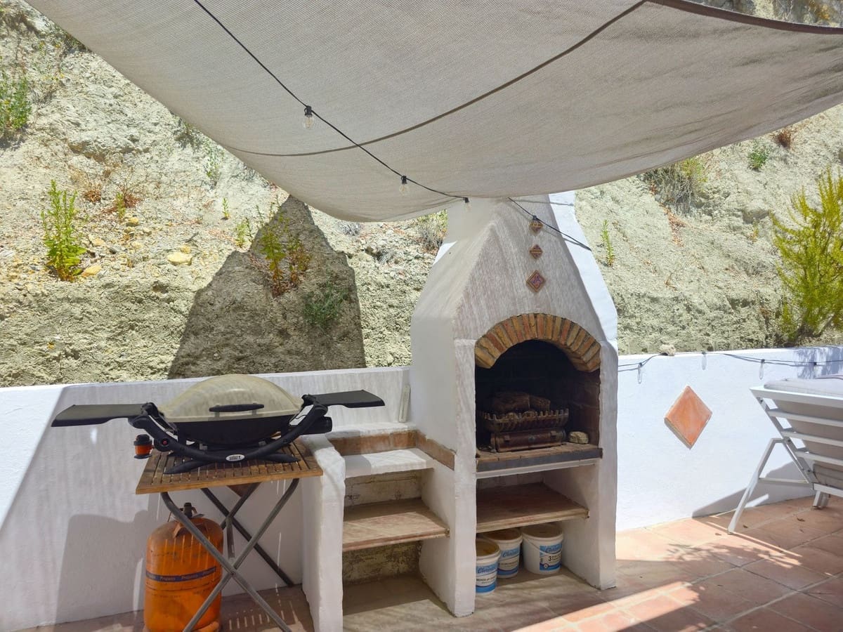 3 soveværelse Villa til salg i Comares med swimmingpool garage - € 339.000 (Ref: 9161983)