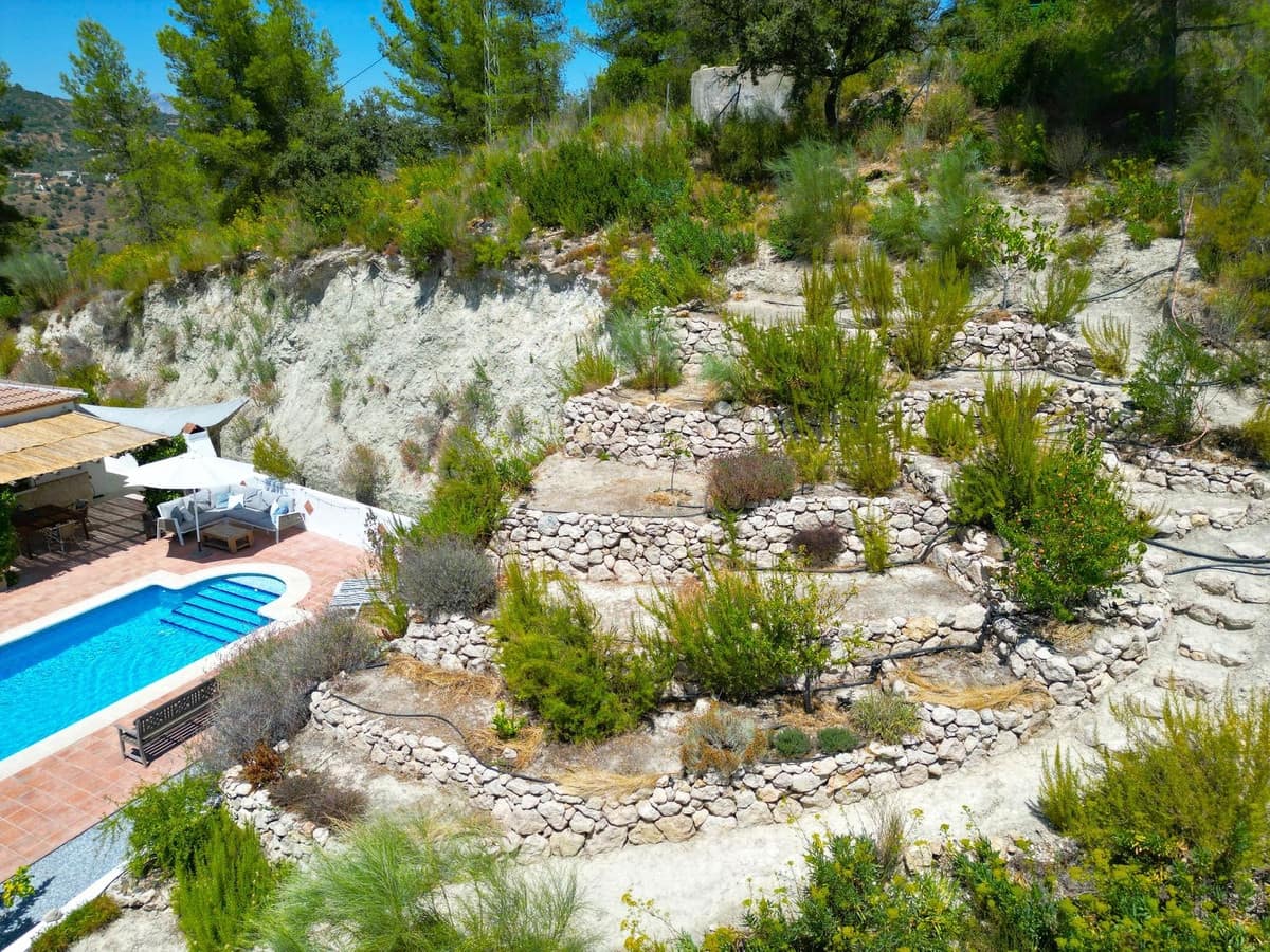 3 soveværelse Villa til salg i Comares med swimmingpool garage - € 339.000 (Ref: 9161983)