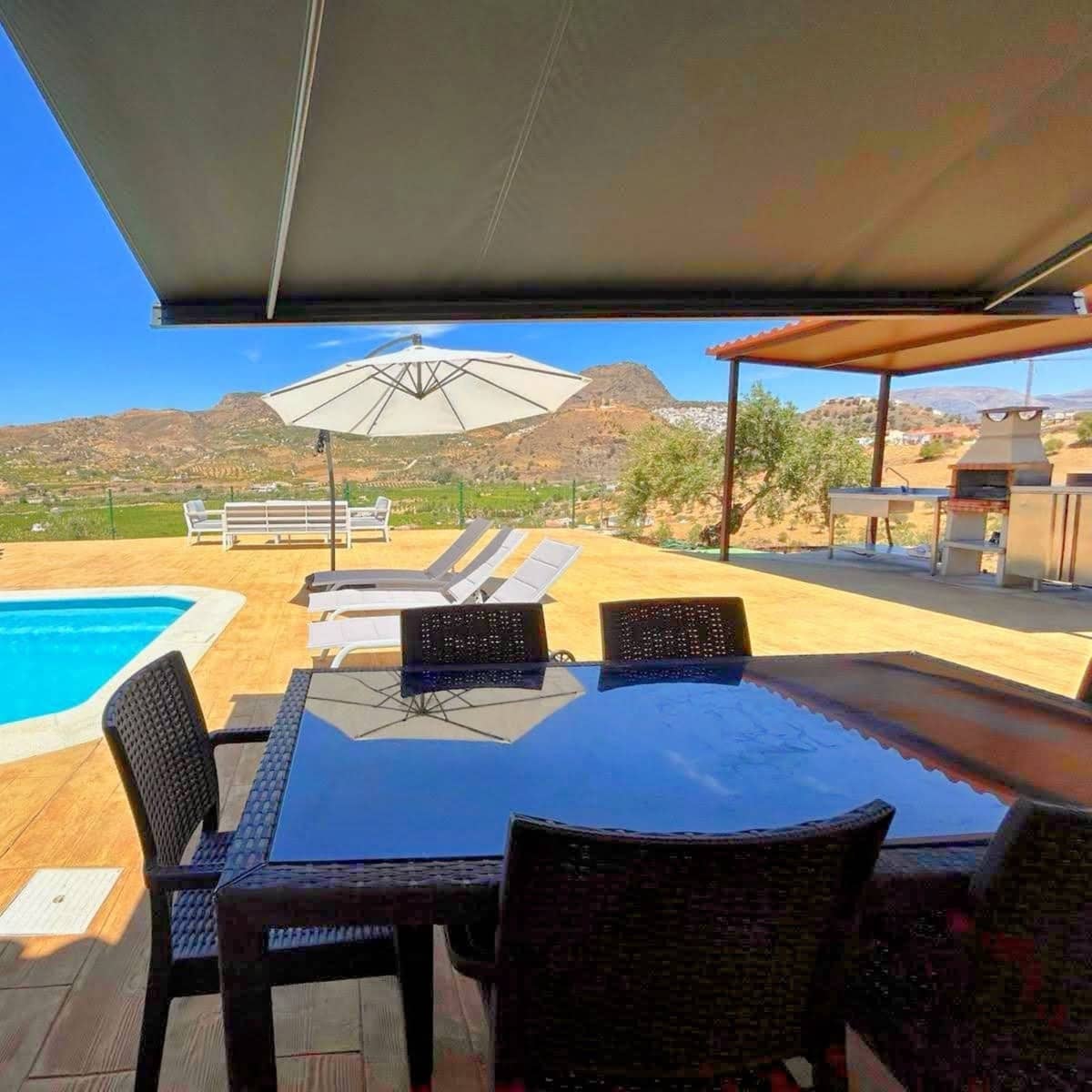 4 soveværelse Villa til salg i Alora med swimmingpool - € 400.000 (Ref: 9162807)