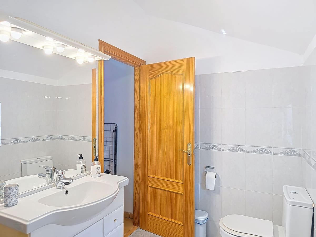 5 soveværelse Villa til salg i Competa med swimmingpool garage - € 395.000 (Ref: 9163275)