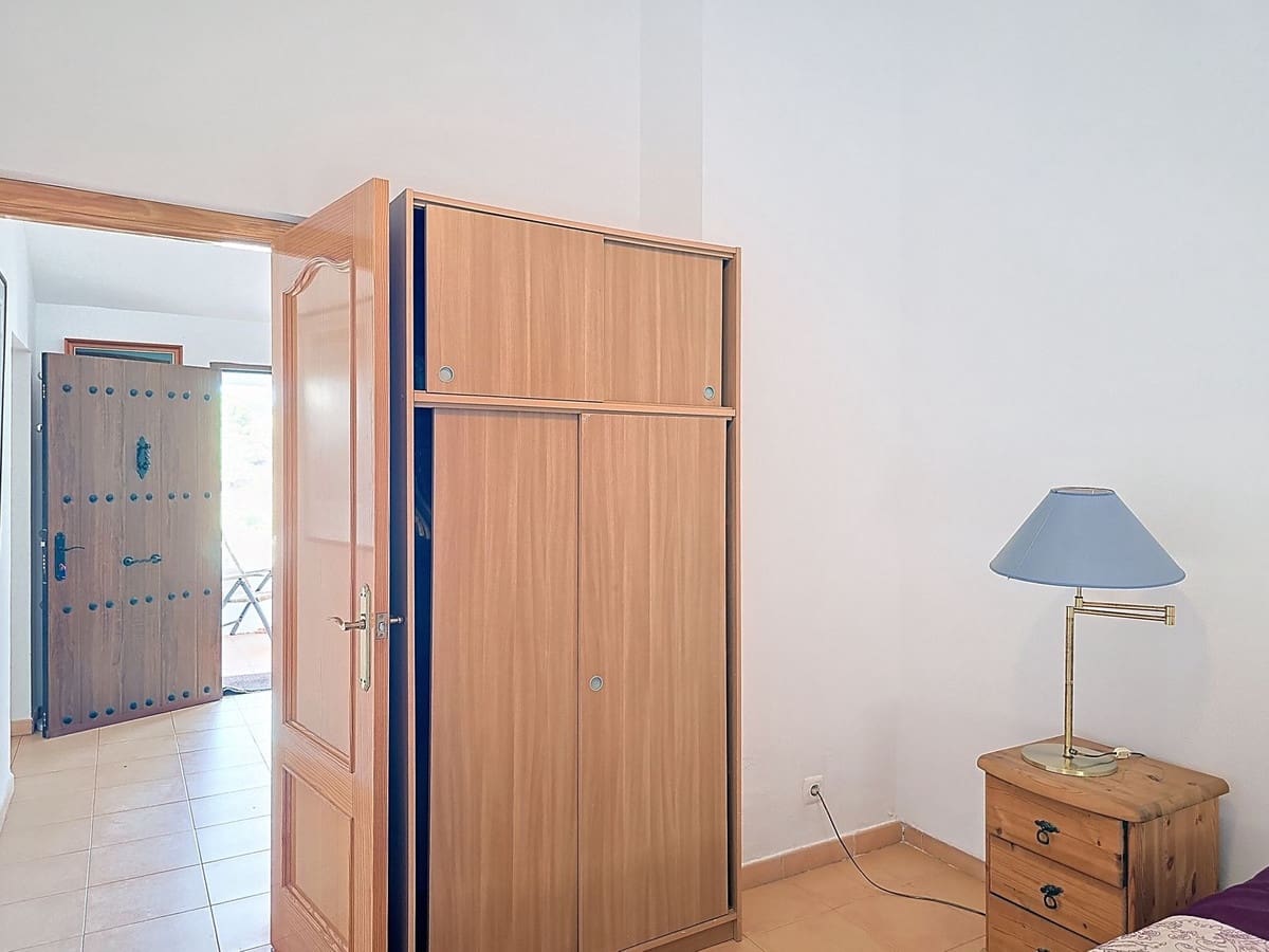 5 soveværelse Villa til salg i Competa med swimmingpool garage - € 395.000 (Ref: 9163275)