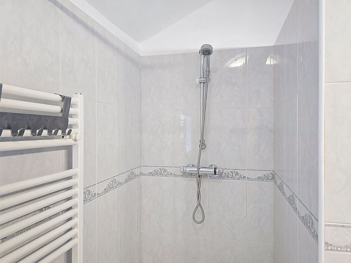 5 soveværelse Villa til salg i Competa med swimmingpool garage - € 395.000 (Ref: 9163275)