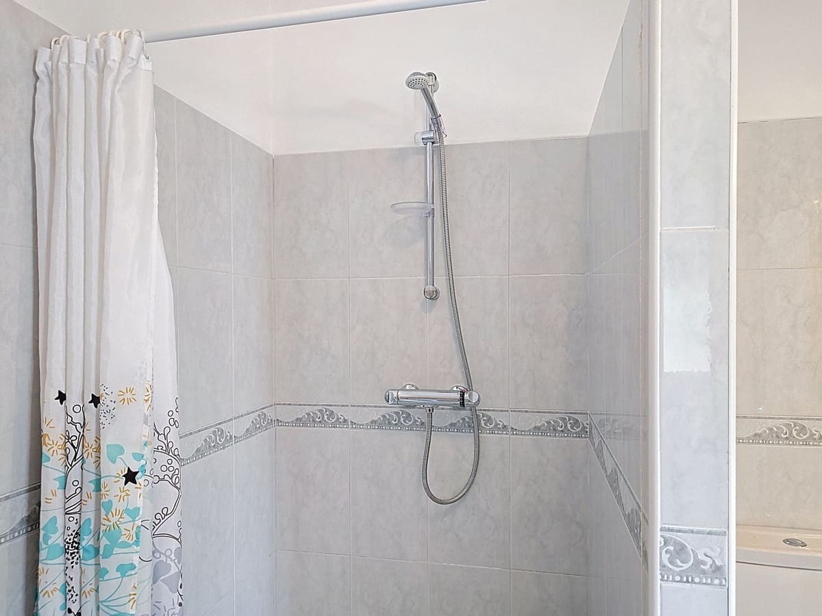 5 soveværelse Villa til salg i Competa med swimmingpool garage - € 395.000 (Ref: 9163275)