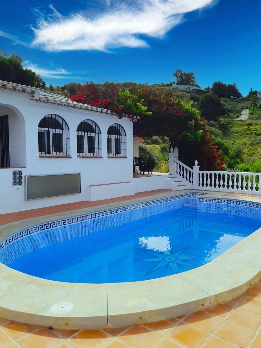 5 soveværelse Villa til salg i Competa med swimmingpool garage - € 395.000 (Ref: 9163275)