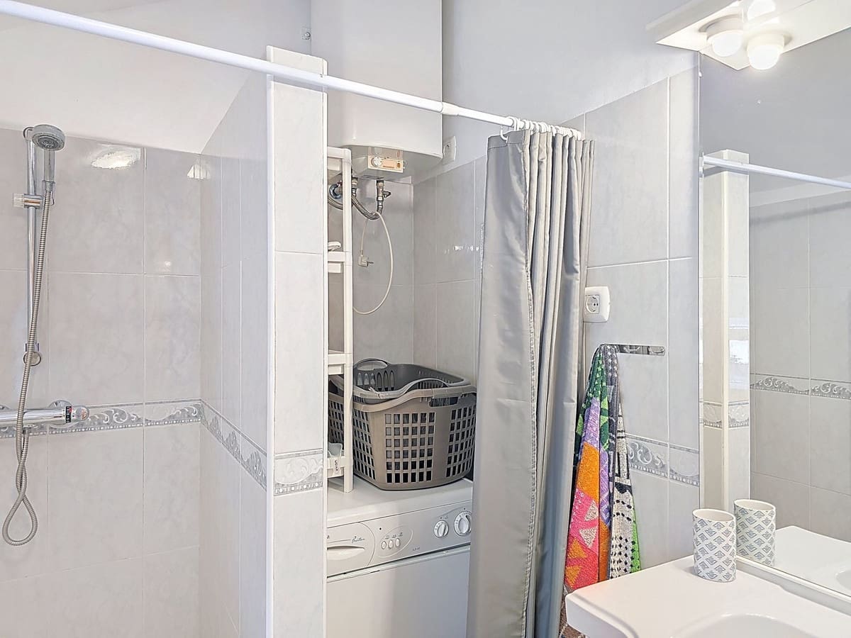 5 soveværelse Villa til salg i Competa med swimmingpool garage - € 395.000 (Ref: 9163275)