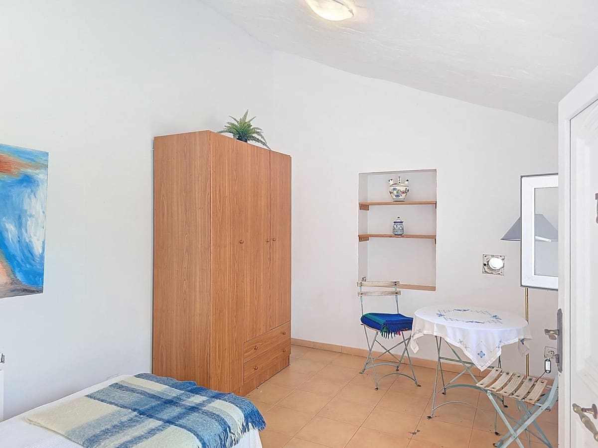 5 soveværelse Villa til salg i Competa med swimmingpool garage - € 395.000 (Ref: 9163275)