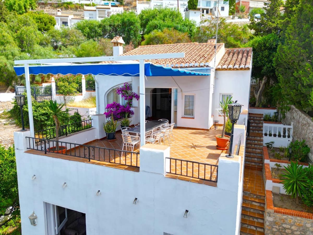 5 soveværelse Villa til salg i Salobrena med swimmingpool garage - € 440.000 (Ref: 9165392)