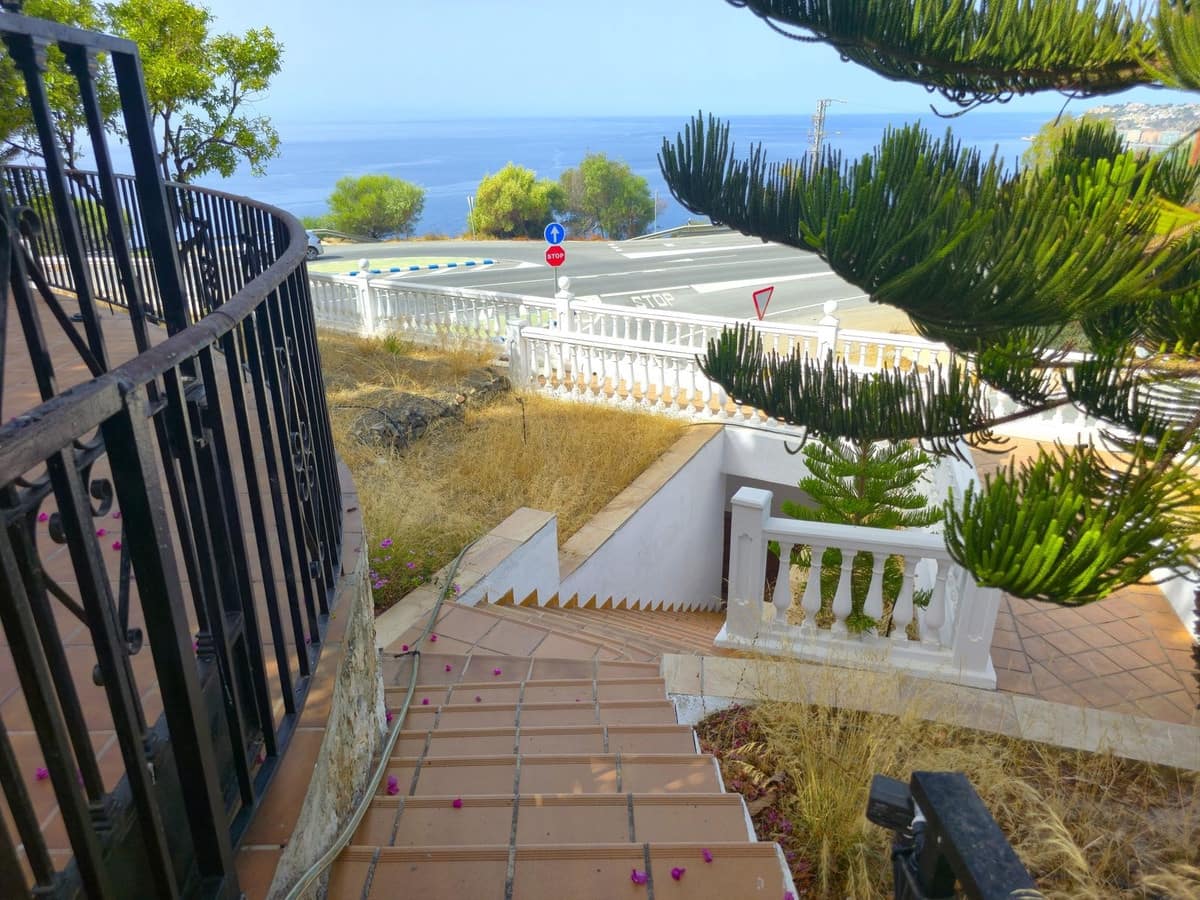 5 soveværelse Villa til salg i Salobrena med swimmingpool garage - € 440.000 (Ref: 9165392)