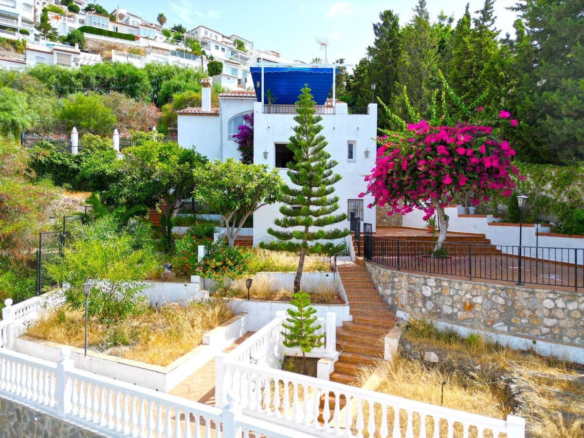 5 soveværelse Villa til salg i Salobrena med swimmingpool garage - € 440.000 (Ref: 9165392)