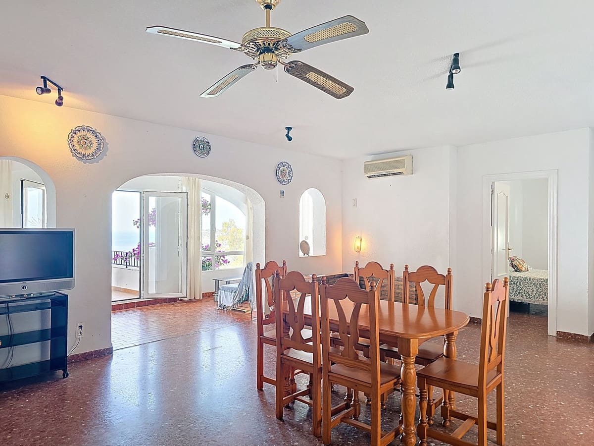 5 slaapkamer Villa te koop in Salobrena met zwembad garage - € 440.000 (Ref: 9165392)