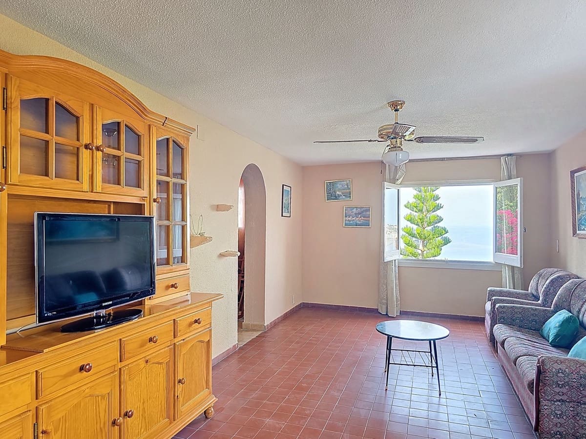 5 slaapkamer Villa te koop in Salobrena met zwembad garage - € 440.000 (Ref: 9165392)