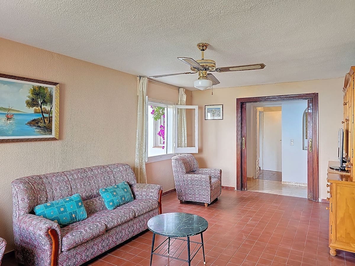 5 slaapkamer Villa te koop in Salobrena met zwembad garage - € 440.000 (Ref: 9165392)