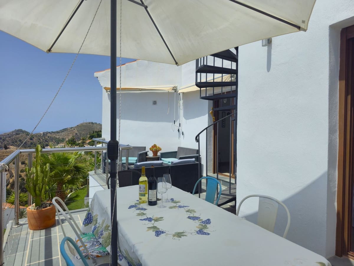 5 soveværelse Villa til salg i Almunecar med swimmingpool garage - € 945.000 (Ref: 9170986)