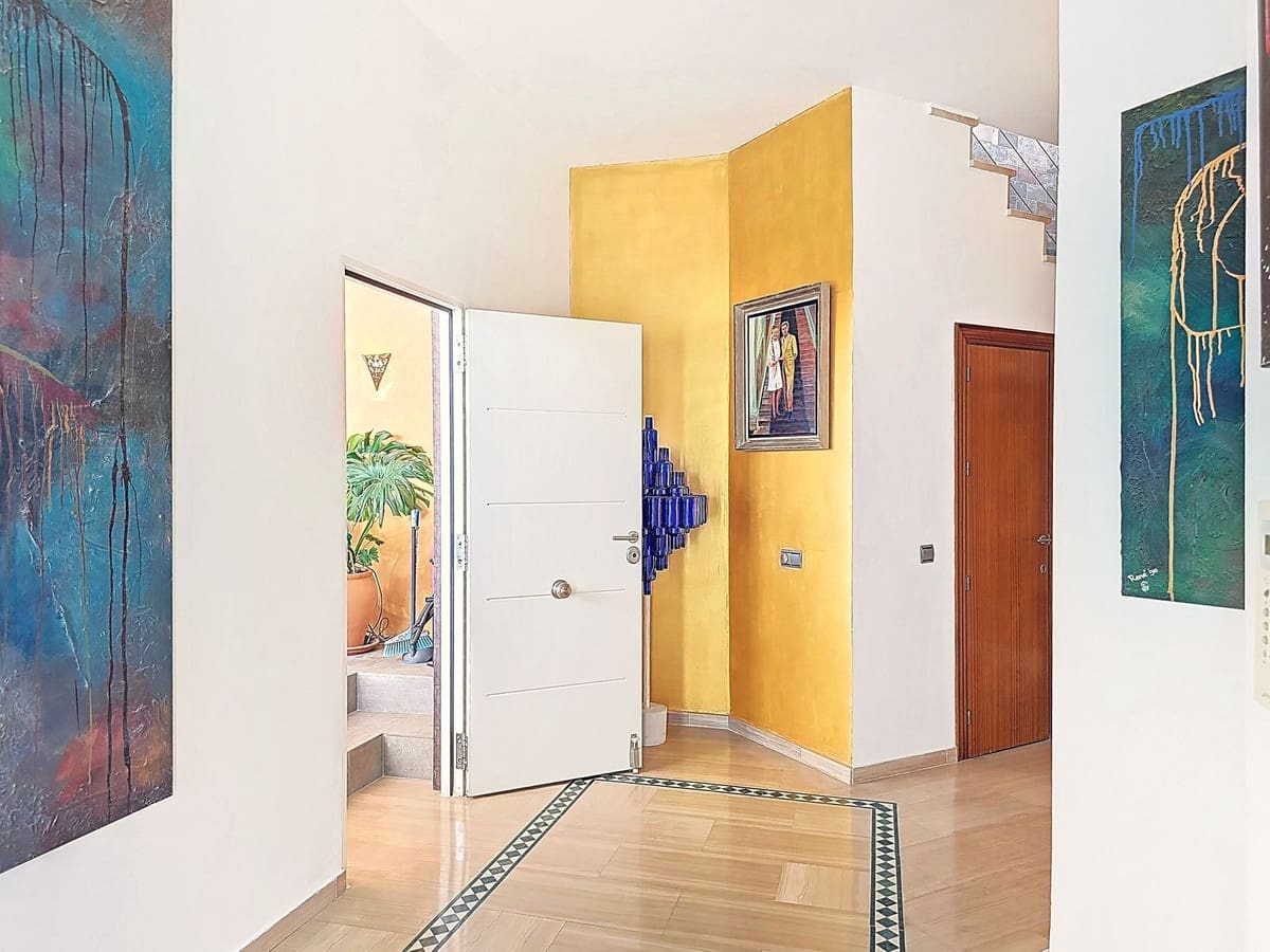 5 soveværelse Villa til salg i Almunecar med swimmingpool garage - € 945.000 (Ref: 9170986)