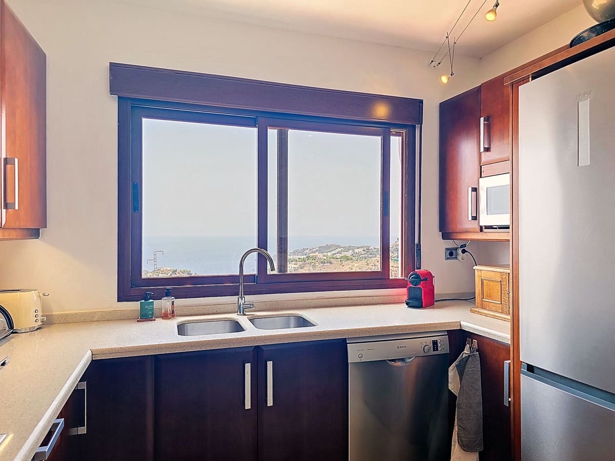 5 soveværelse Villa til salg i Almunecar med swimmingpool garage - € 945.000 (Ref: 9170986)