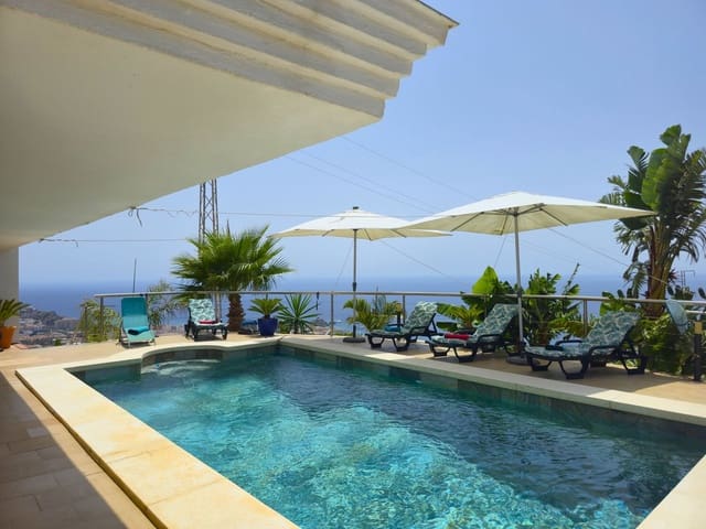 5 slaapkamer Villa te koop in Almuñécar met zwembad garage - € 945.000 (Ref: 9170986)