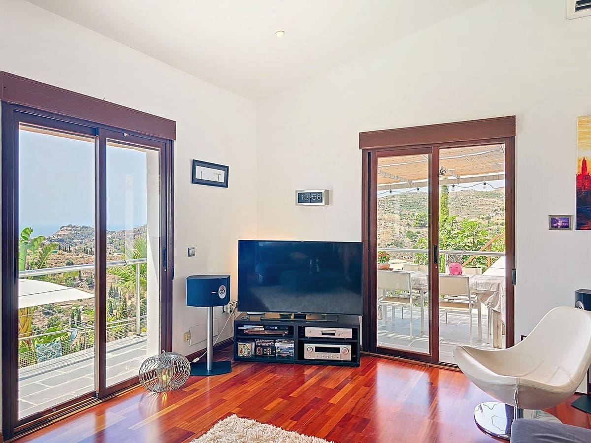 5 soveværelse Villa til salg i Almunecar med swimmingpool garage - € 945.000 (Ref: 9170986)