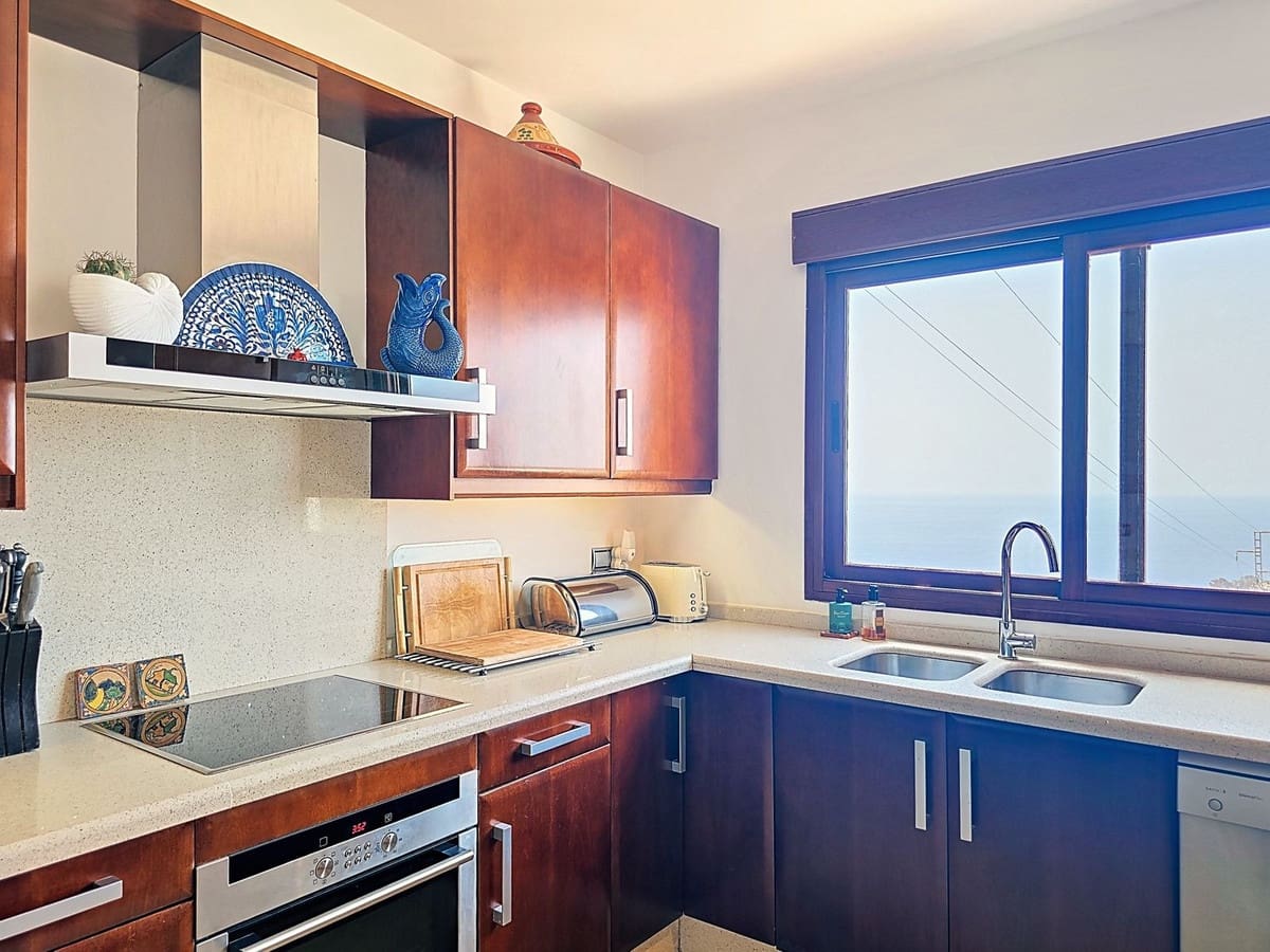 5 soveværelse Villa til salg i Almunecar med swimmingpool garage - € 945.000 (Ref: 9170986)