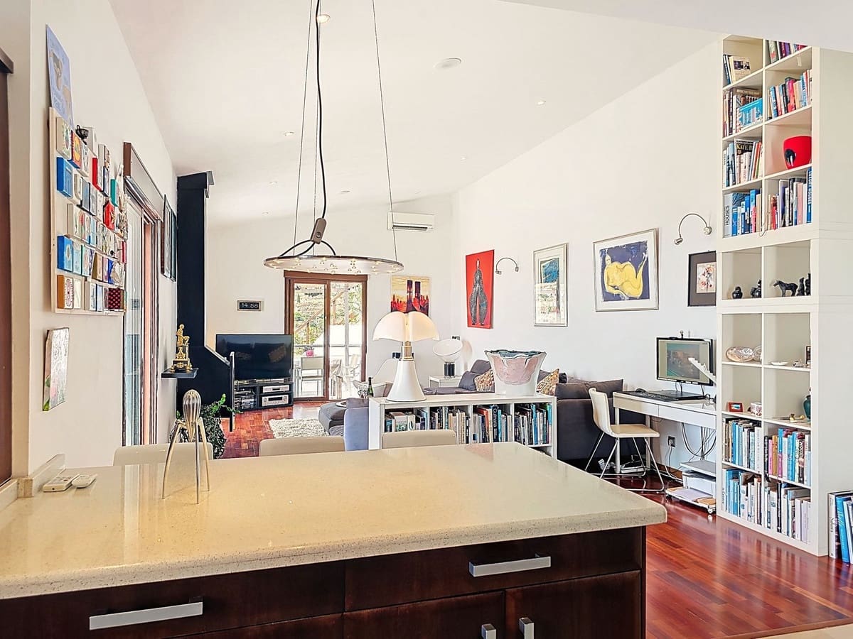 5 soveværelse Villa til salg i Almunecar med swimmingpool garage - € 945.000 (Ref: 9170986)