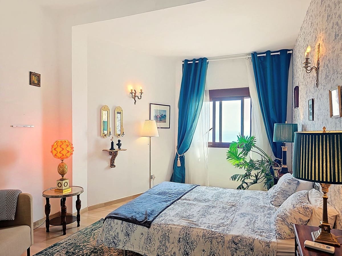 5 soveværelse Villa til salg i Almunecar med swimmingpool garage - € 945.000 (Ref: 9170986)