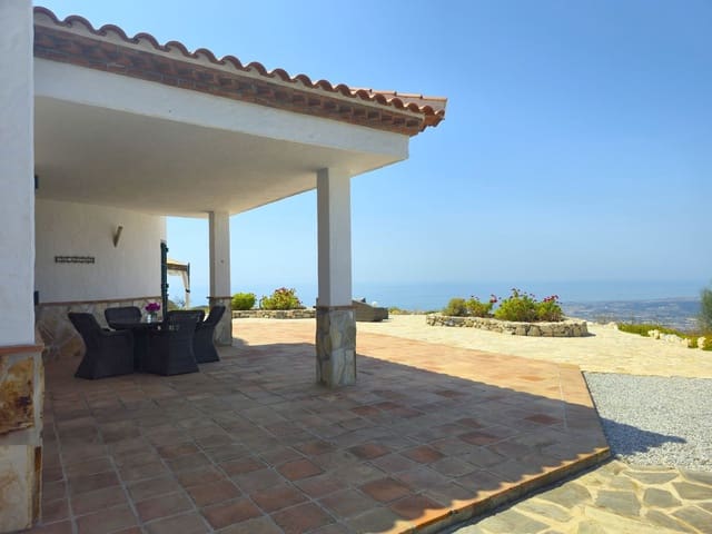 3 sovrum Villa till salu i Arenas med pool garage - 450 000 € (Ref: 9180731)