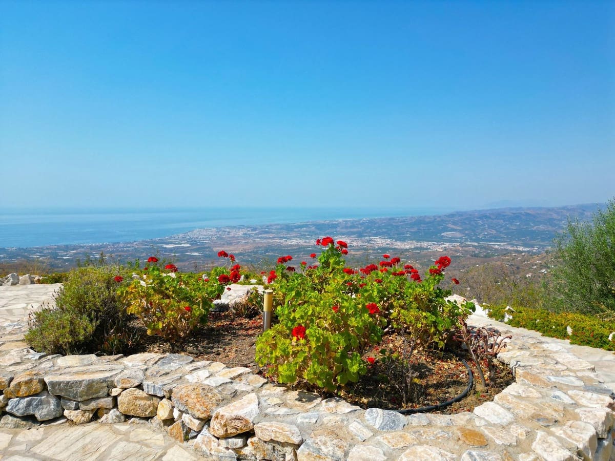 3 sypialnia Willa na sprzedaż w Arenas z basenem garażem - 450 000 € (Ref: 9180731)