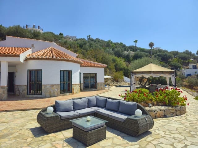 3 sovrum Villa till salu i Arenas med pool garage - 450 000 € (Ref: 9180731)