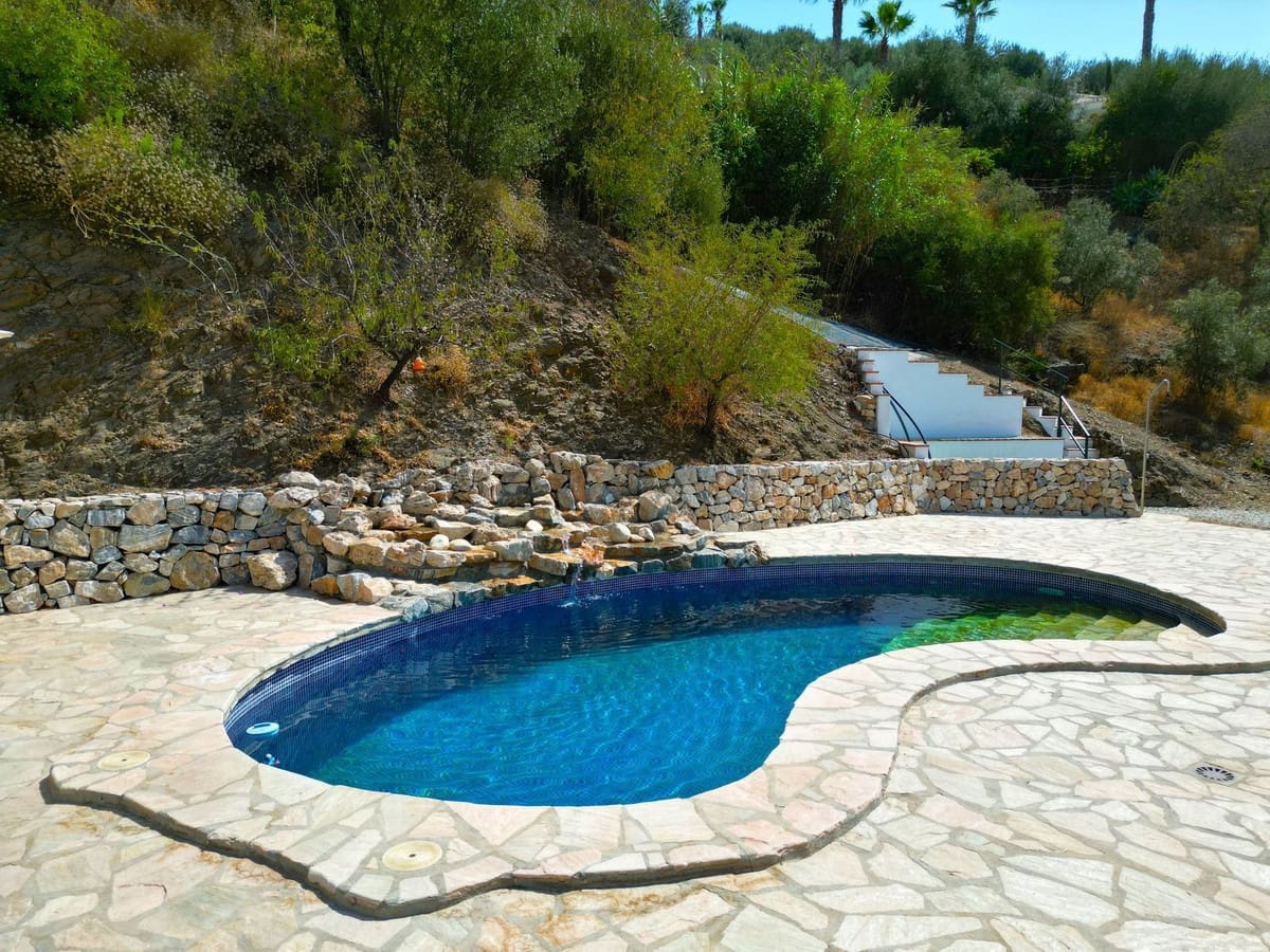 3 sypialnia Willa na sprzedaż w Arenas z basenem garażem - 450 000 € (Ref: 9180731)