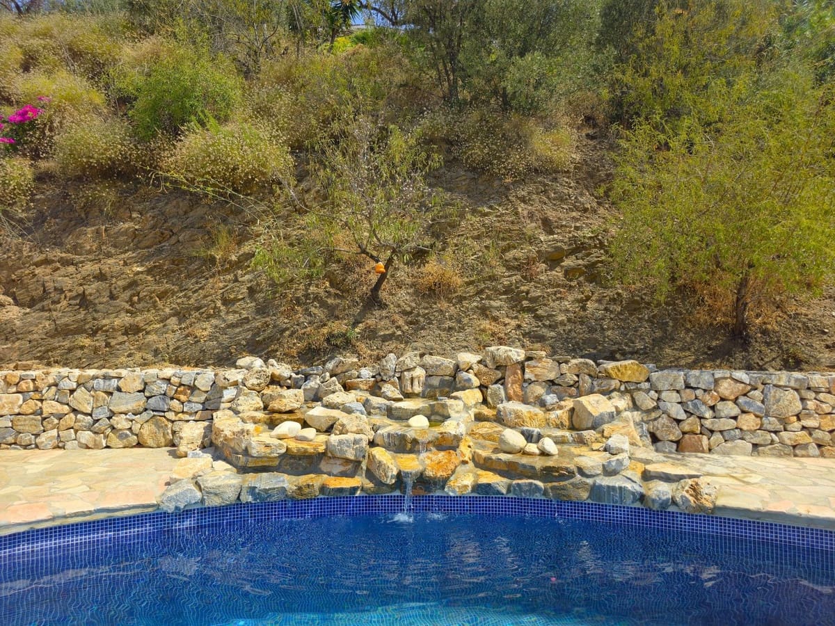 3 sypialnia Willa na sprzedaż w Arenas z basenem garażem - 450 000 € (Ref: 9180731)