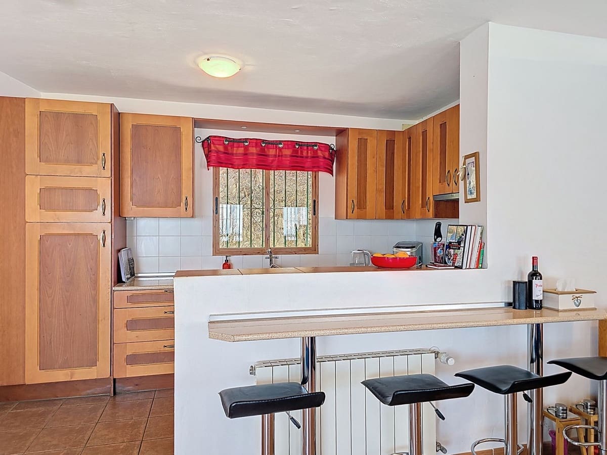 3 soverom Villa til salgs i Arenas med svømmebasseng garasje - € 450 000 (Ref: 9180731)