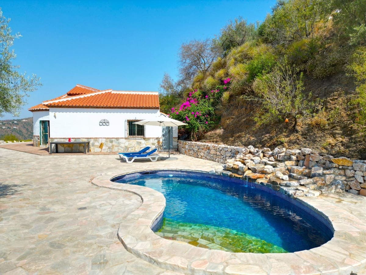 3 soverom Villa til salgs i Arenas med svømmebasseng garasje - € 450 000 (Ref: 9180731)