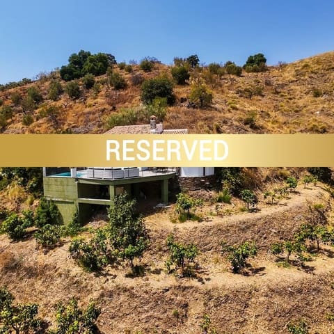 1 sovrum Villa till salu i Sayalonga med pool garage - 260 000 € (Ref: 9181563)