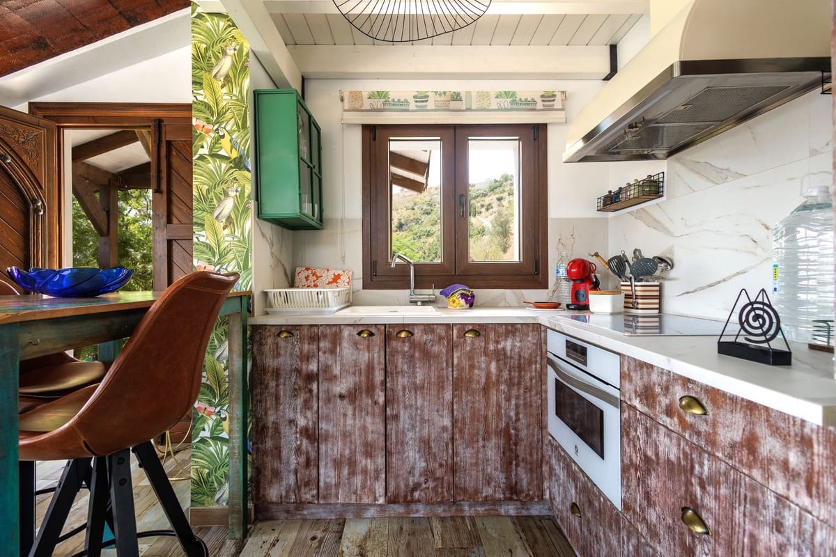 1 soverom Villa til salgs i Sayalonga med svømmebasseng garasje - € 260 000 (Ref: 9181563)