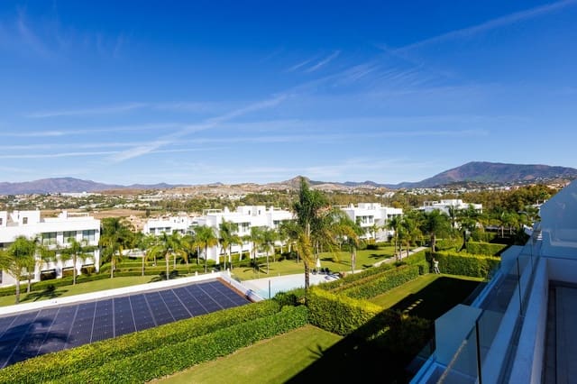 Apartamento de 3 habitaciones en New Golden Mile, Estepona en venta con piscina garaje - 810.000 € (Ref: 9186524)