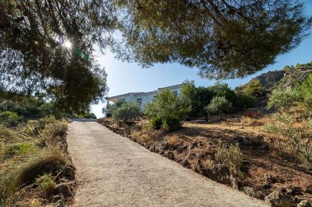 4 slaapkamer Villa te koop in Alora met garage - € 395.000 (Ref: 9187204)