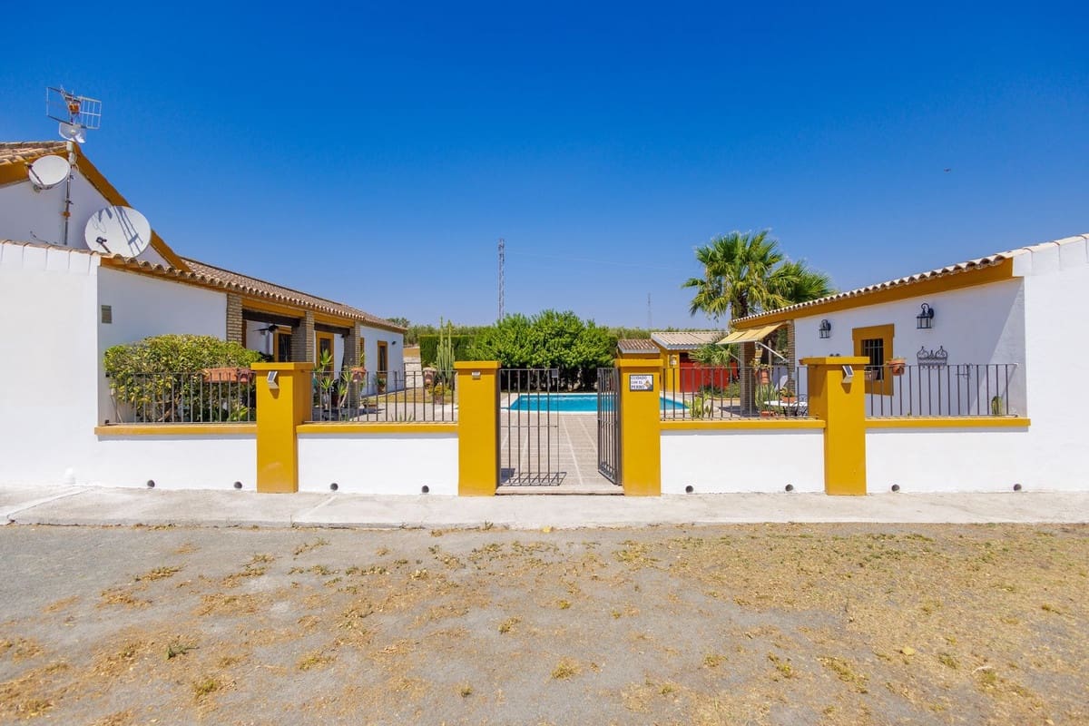 4 soverom Finca/Herregård til salgs i Moron de la Frontera med svømmebasseng garasje - € 795 000 (Ref: 9188840)