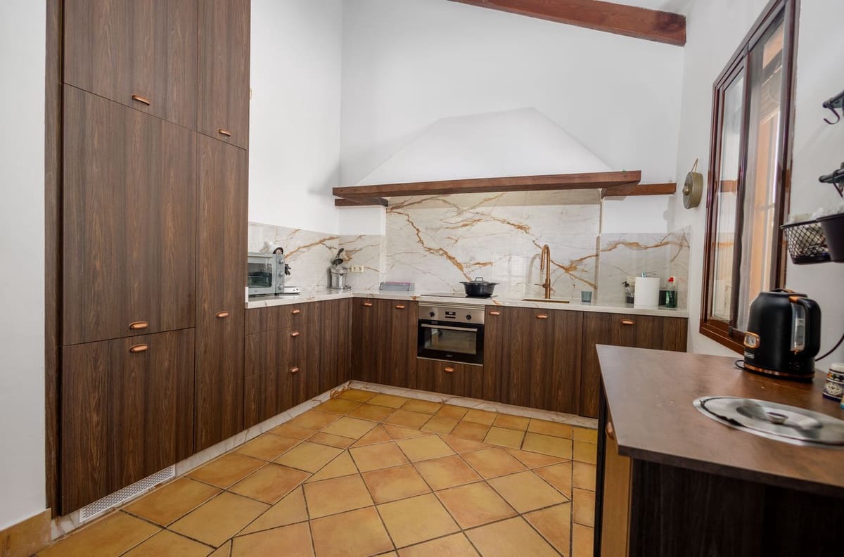 4 slaapkamer Finca/Landhuis te koop in Moron de la Frontera met zwembad garage - € 795.000 (Ref: 9188840)