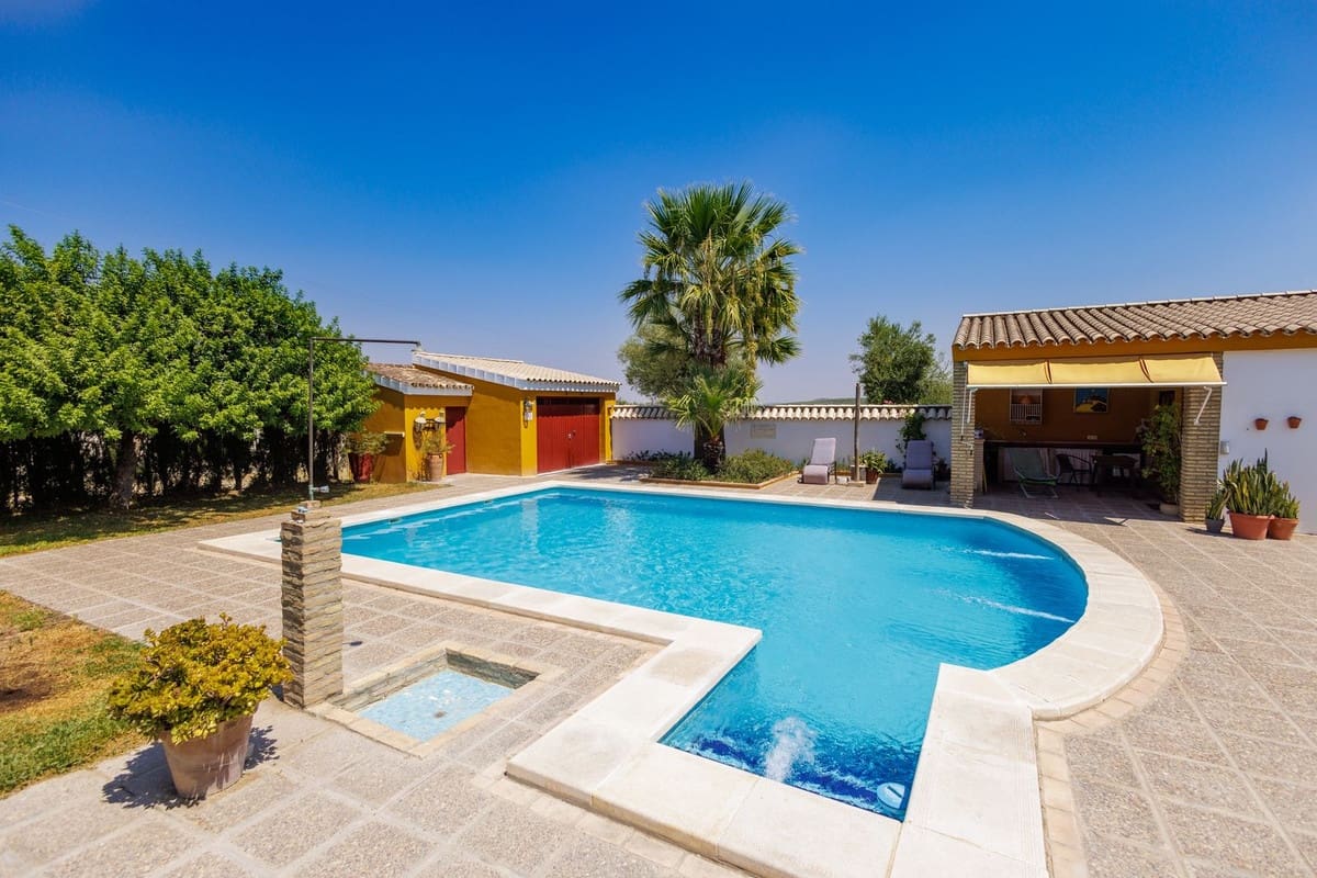 4 slaapkamer Finca/Landhuis te koop in Moron de la Frontera met zwembad garage - € 795.000 (Ref: 9188840)