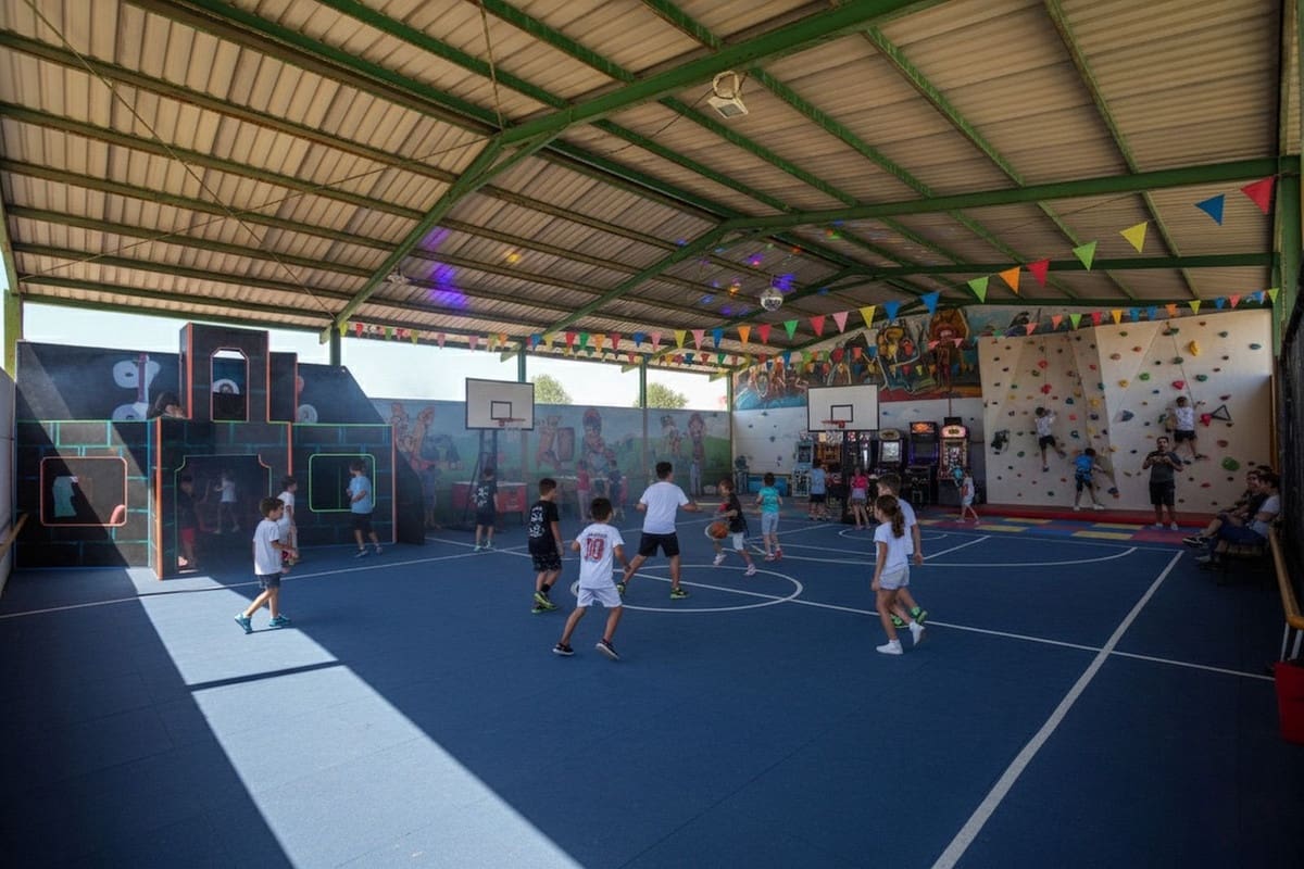 4 slaapkamer Finca/Landhuis te koop in Moron de la Frontera met zwembad garage - € 795.000 (Ref: 9188840)